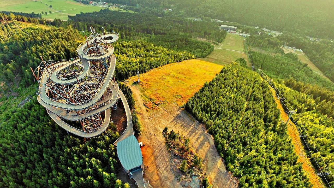 Sky Bridge oraz The Sky Walk w Dolni Morava Czechy